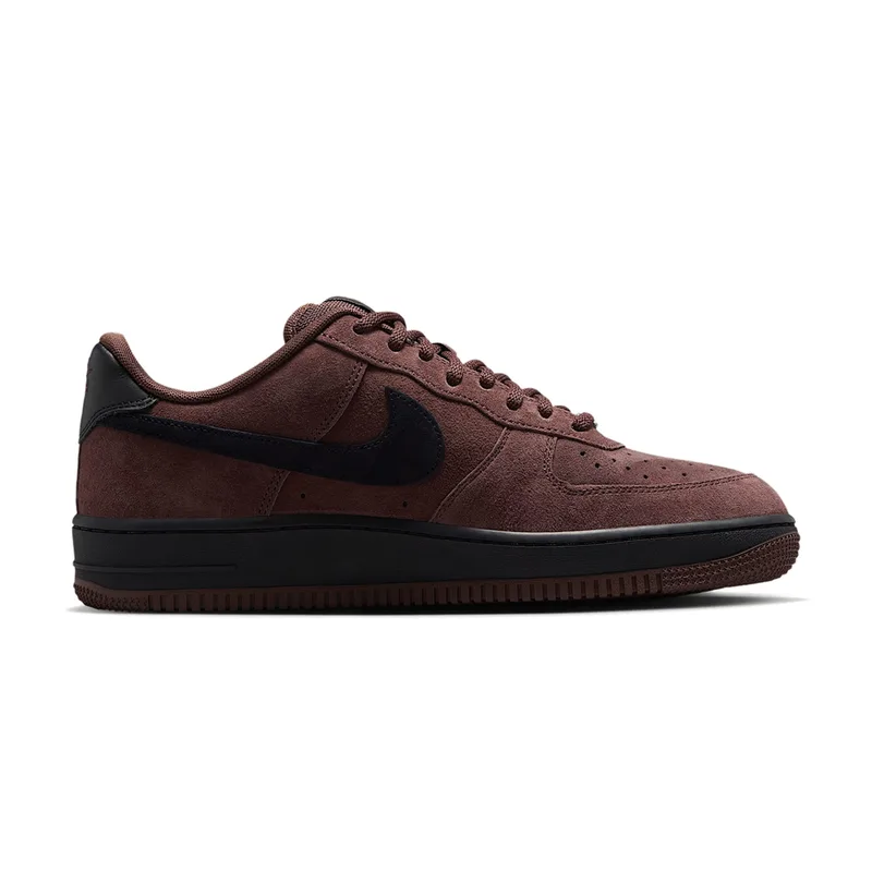 Nike SB Air Force 1 Low Light Chocolate Black, right-facing side view on white