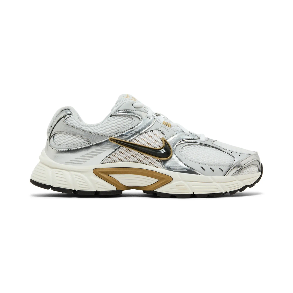 Nike V5 RNR Parachute Beige Metallic Pewter Sneaker White